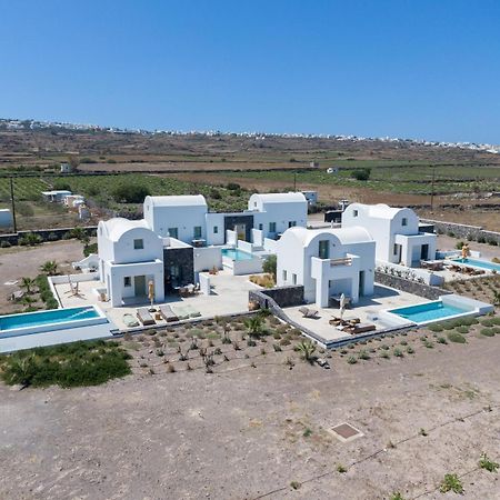 Oia Kissiri - Private Pool Villas Bagian luar foto