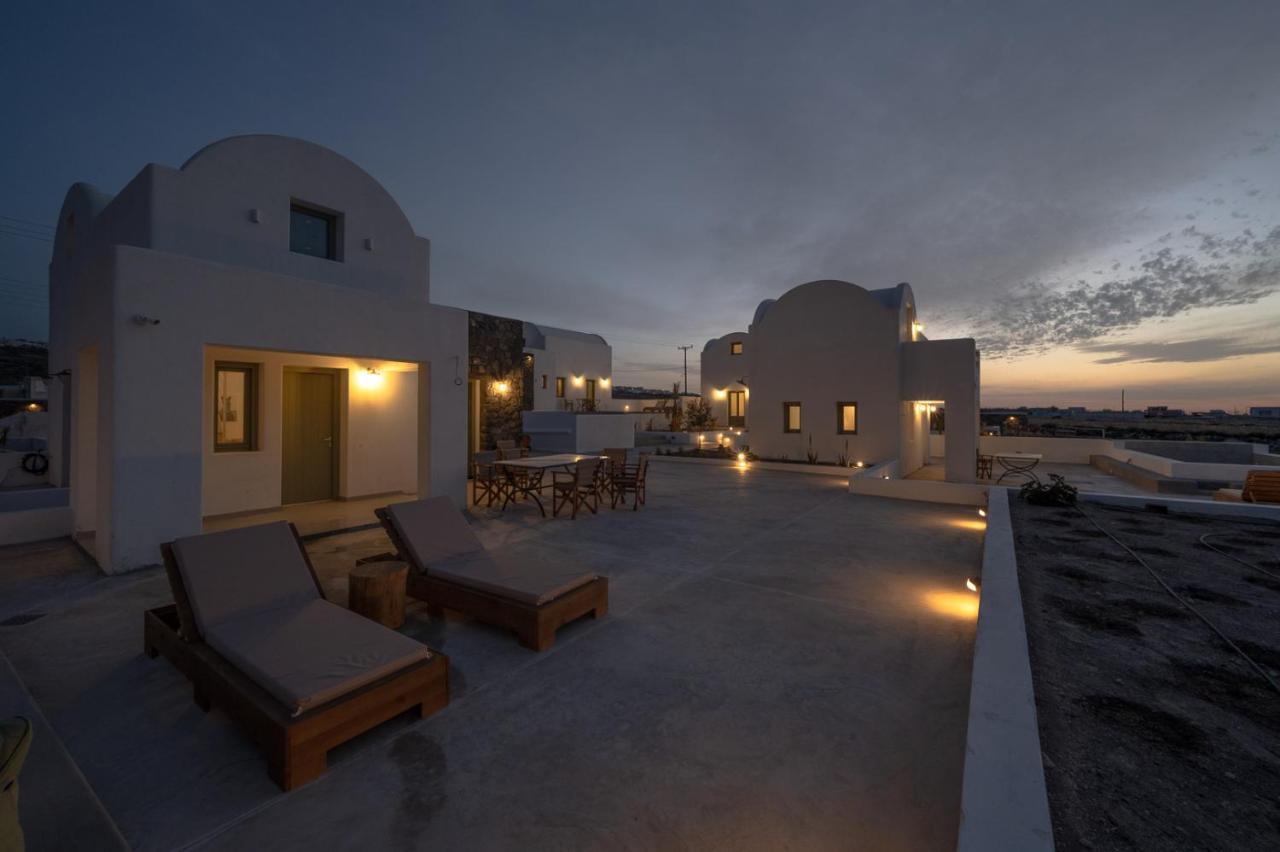 Oia Kissiri - Private Pool Villas Bagian luar foto