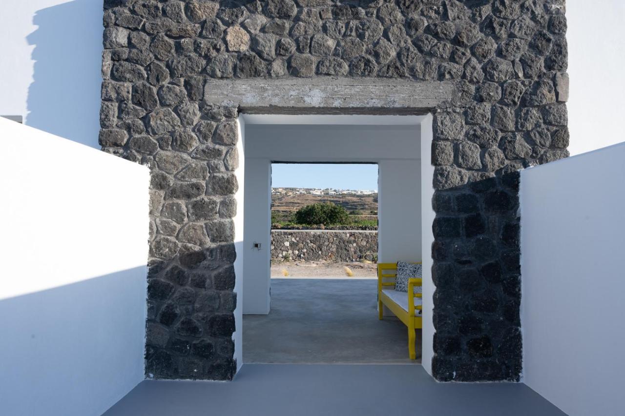 Oia Kissiri - Private Pool Villas Bagian luar foto